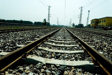962272