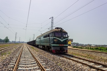 962275
