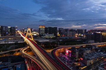 995499