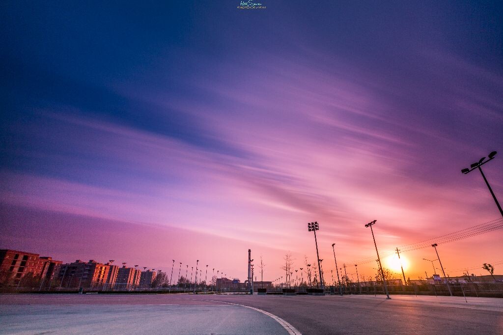 我的LEE BS 终于有用了哈哈。<br />
B+W XS-PRO CPL +SinghRay RGND+LEE BS