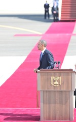 YIN_3765_ben gurion airport, obama, welcoming ceremony.jpg