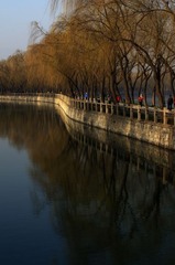 西堤