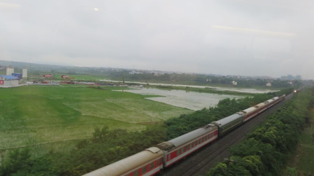 合福高铁在巢湖境内上跨淮南线
