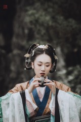 1671053