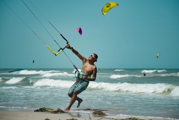 840F8860-FAFE-459A-A9F1-201252386EF4/L0/001