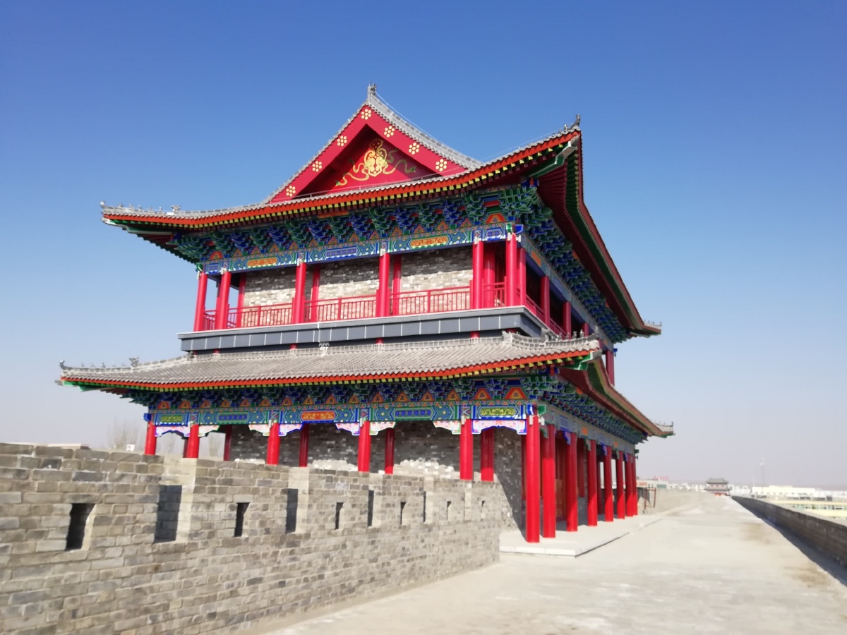 革命老区盐池城墙