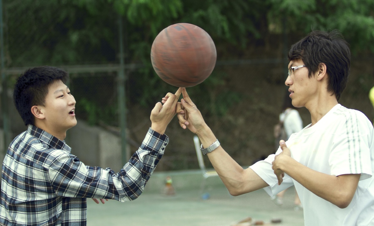 打篮球就是需要这样一起欢乐的兄弟