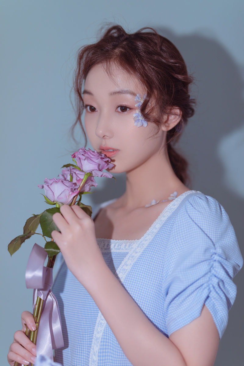 94 镜中花,水中月 出镜:@_小夏夏_ 妆造/摄影/后期:@我就是喵哥