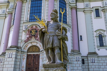 _E5A98981