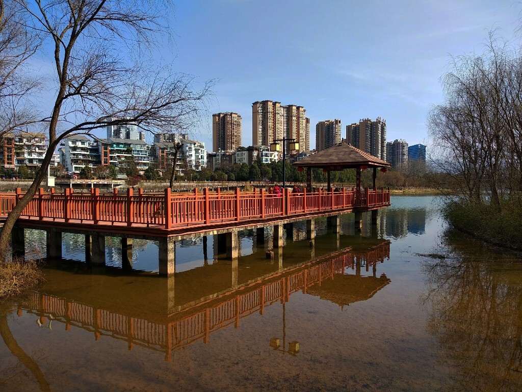南河湿地公园，处处是景