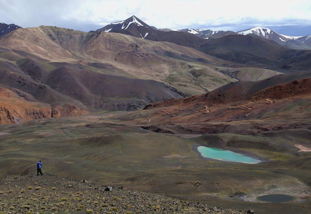 七彩之路(摄于西藏阿里地区扎达县 海拔5200米
