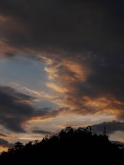 1592120
