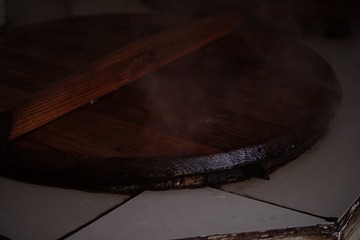 1064081