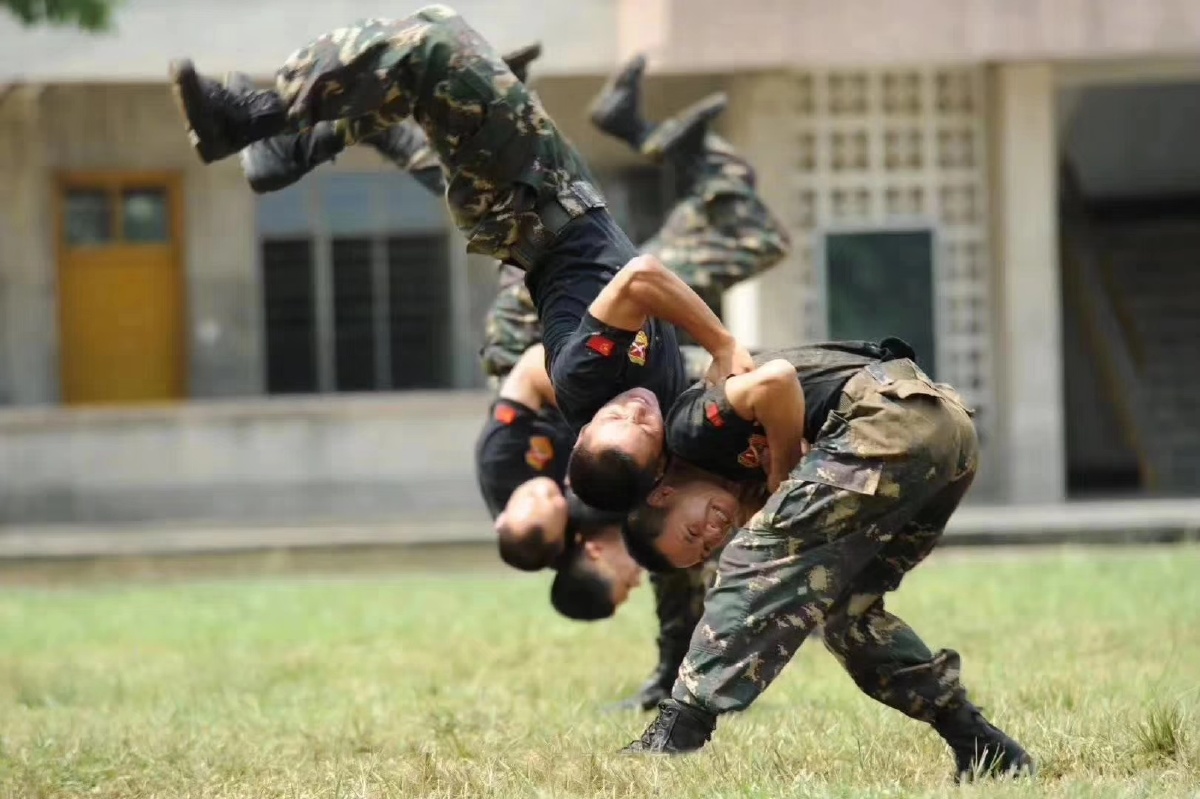 铁血军魂军人的骄傲