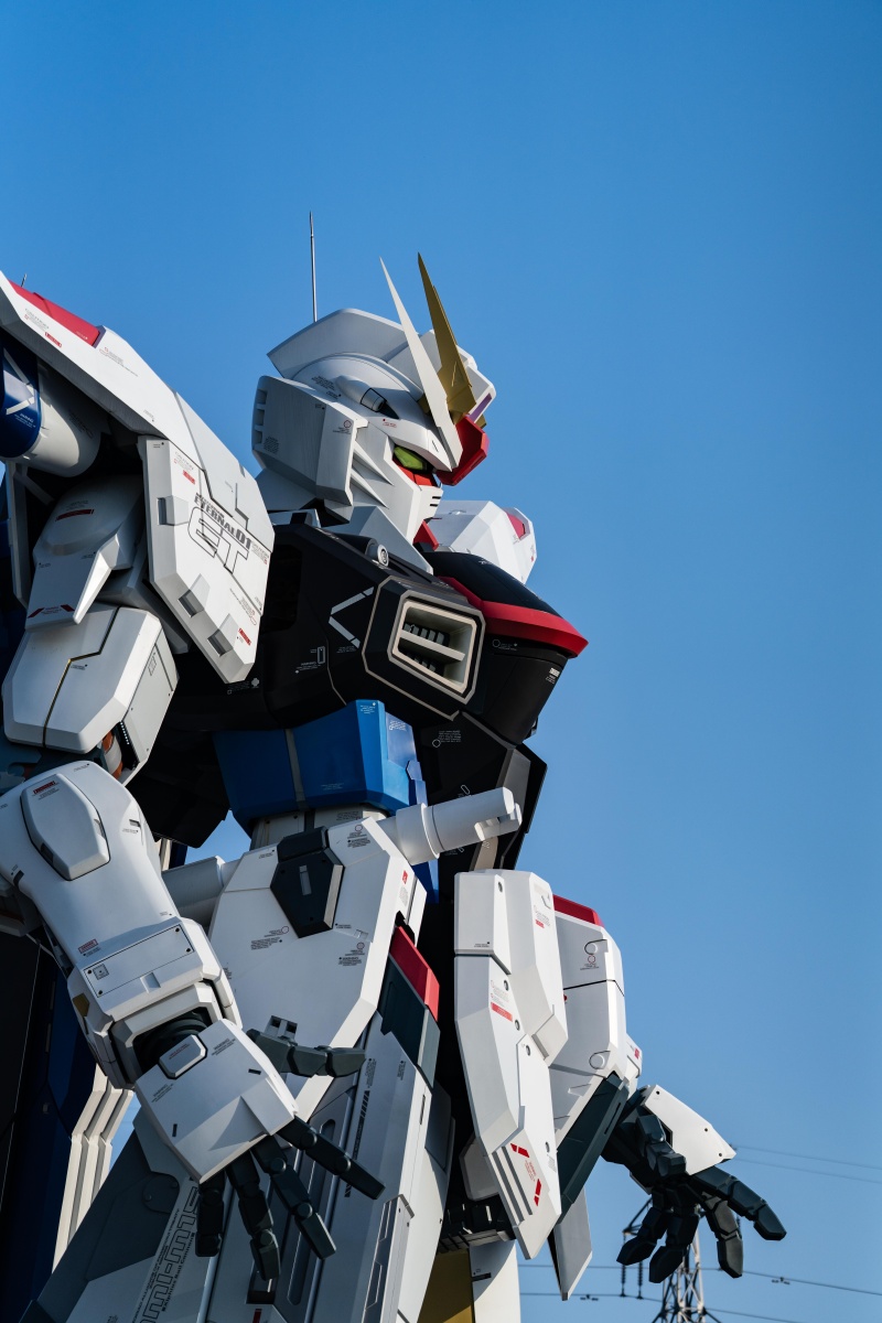 lalaport 高达 - jolyonconnor - 图虫