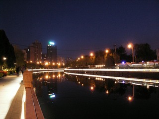 3953728