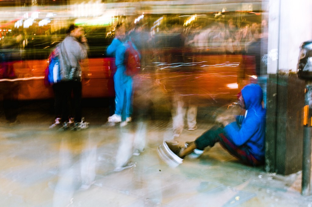 4 seconds in the street...the street in 4 seconds..