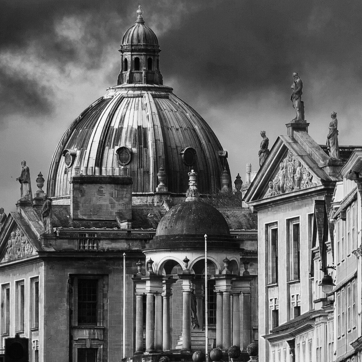 Radcliffe Camera and Queen's College, Oxford