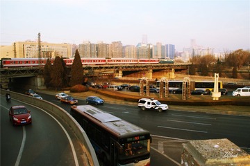 东南角楼拍车 (15)