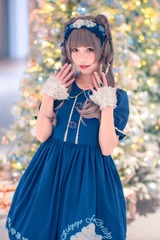 1695891