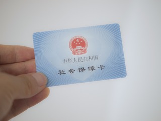 2762598