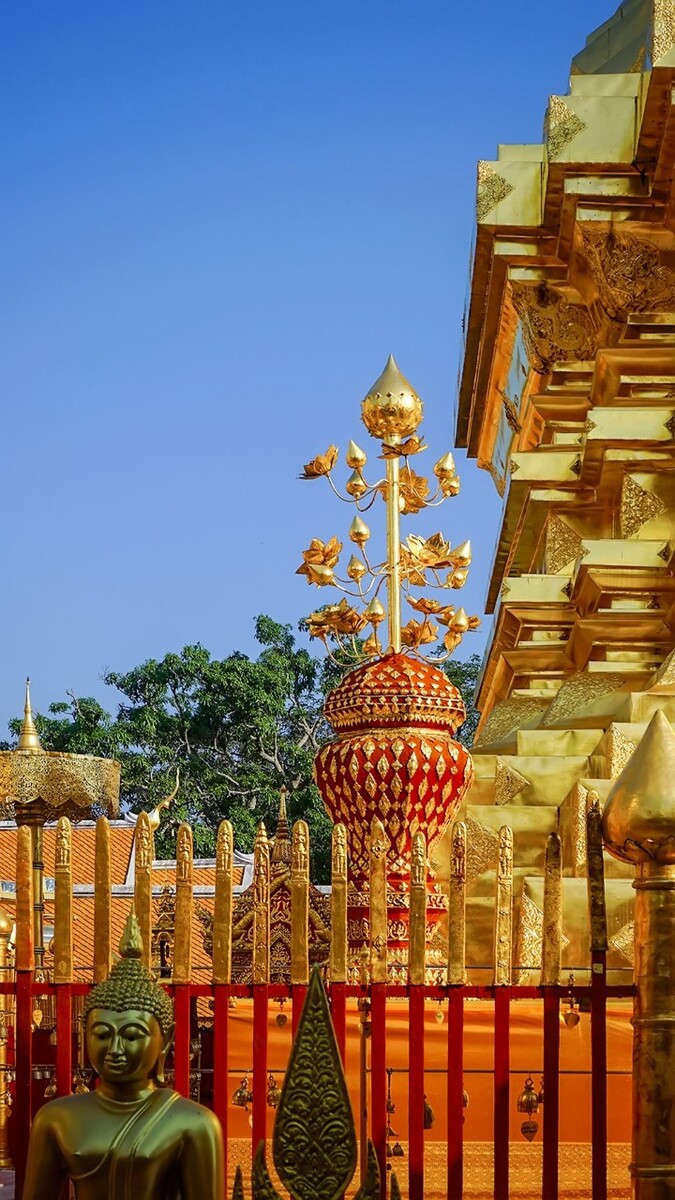 东南亚泰国清迈寺庙佛教宗教信仰佛像