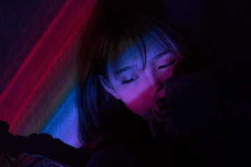 001