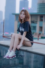 001