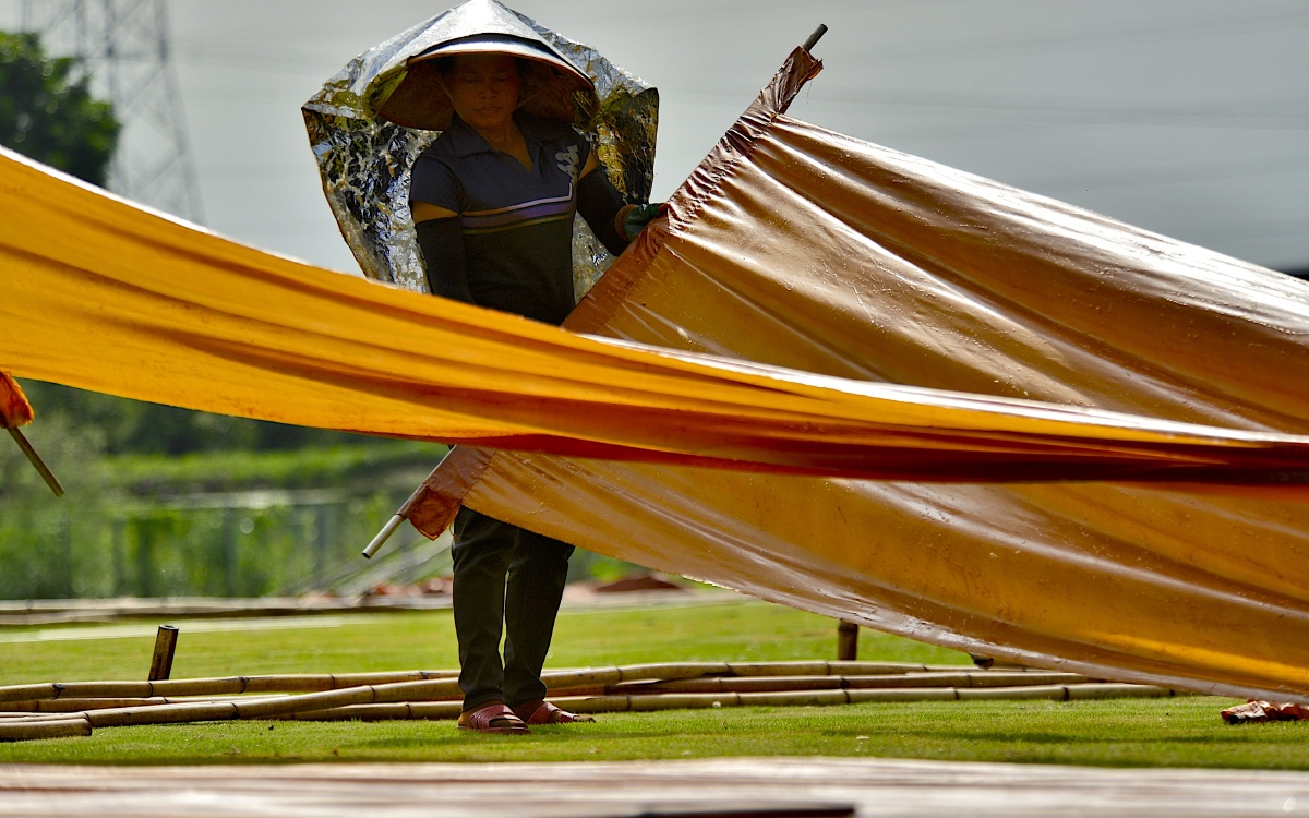 国家级非遗香云纱染整技艺晒莨