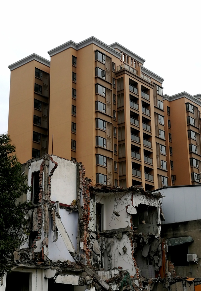 新旧对比一起拍城市天际线