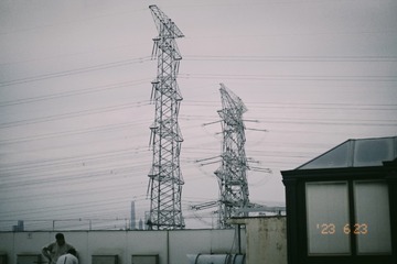 52B1A750-5441-445A-99ED-8E12A5DB2216/L0/001