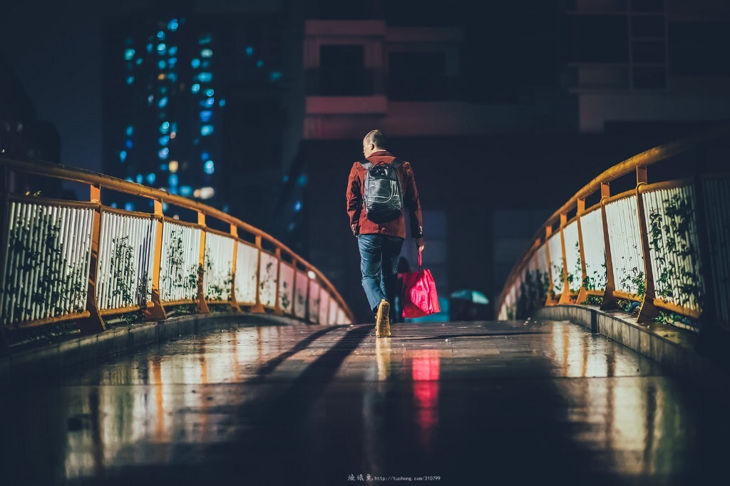 风雨夜归人