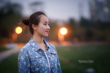侧脸