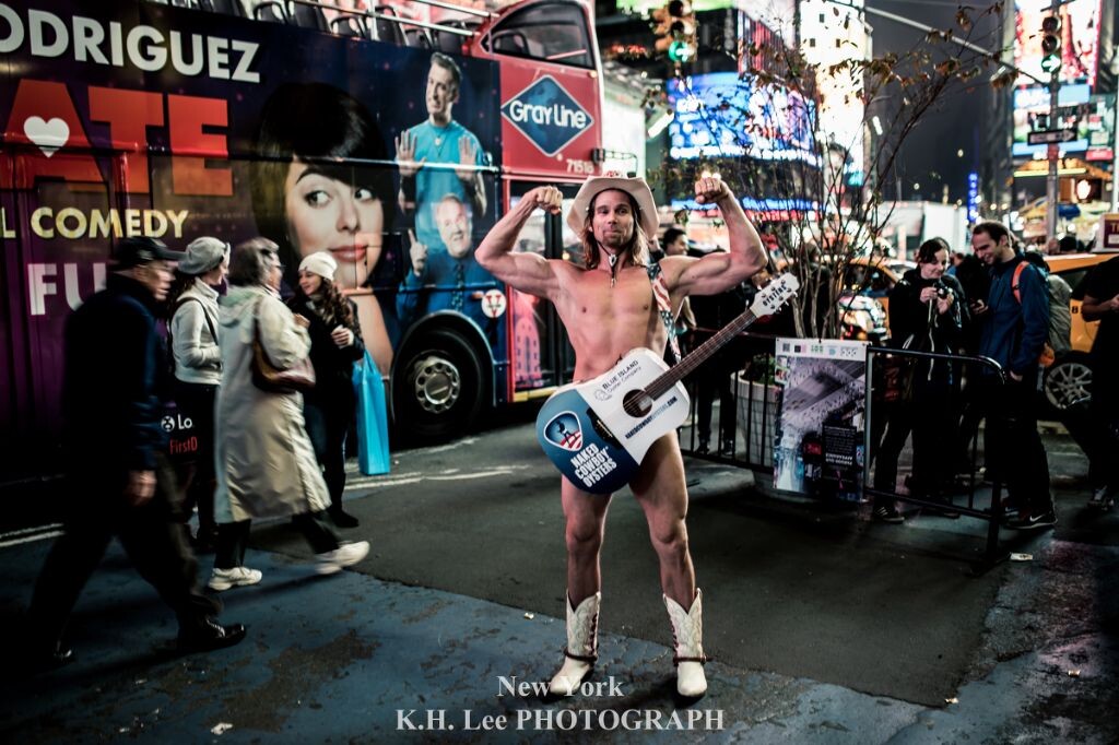 时代广场上的 Naked Cowboy