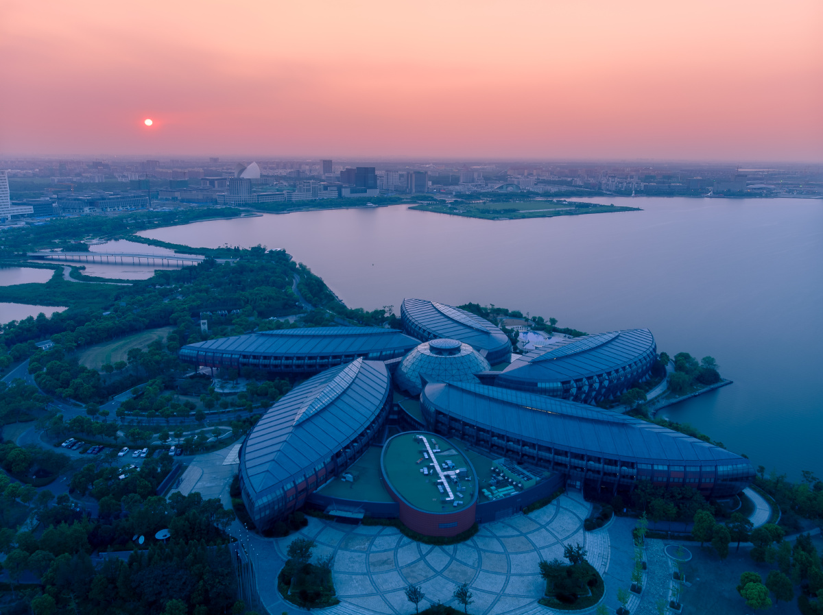 滴水湖日落-上海