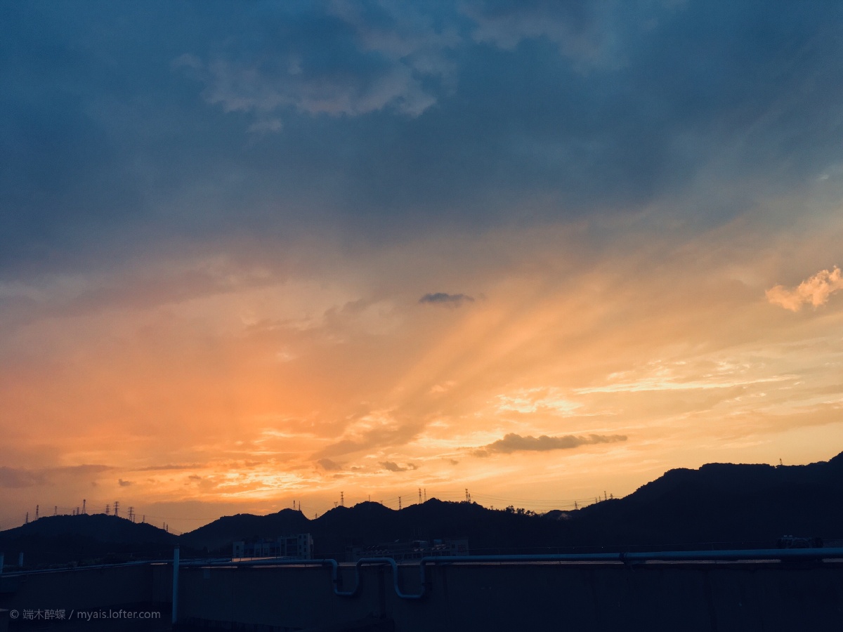 下午后的天空,真的美