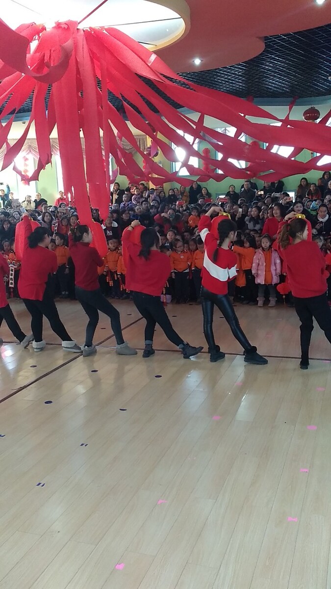 幼儿园球类舞蹈,新加坡幼儿园课程设计新颖独特