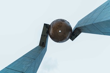 51904