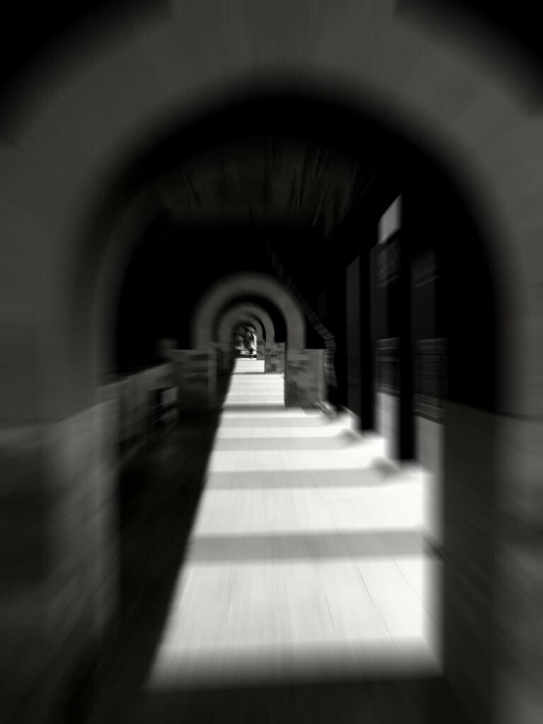 梦回紫禁城之宫廊<br />
梦回紫禁城 ，昔日皇城，莫名的感动