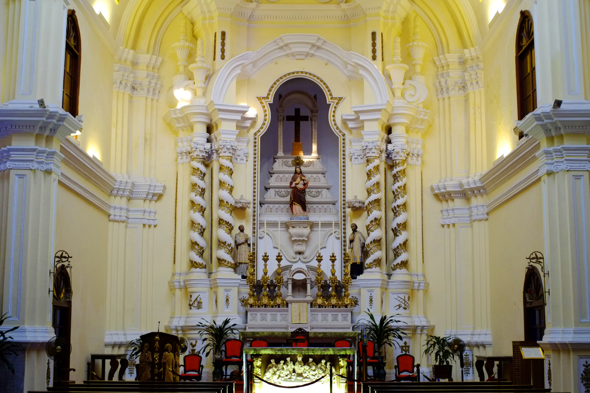 20130117-黄春华摄澳门联合国文化遗产历史建筑-圣若瑟修院及圣堂_dsf