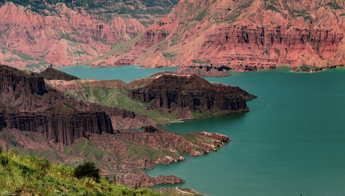 坎布拉丹霞地貌青海尖扎