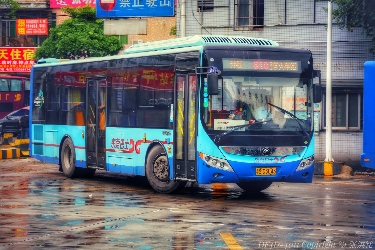 东莞巴士 - df4d-4011 - 图虫