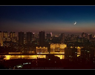 月夜。