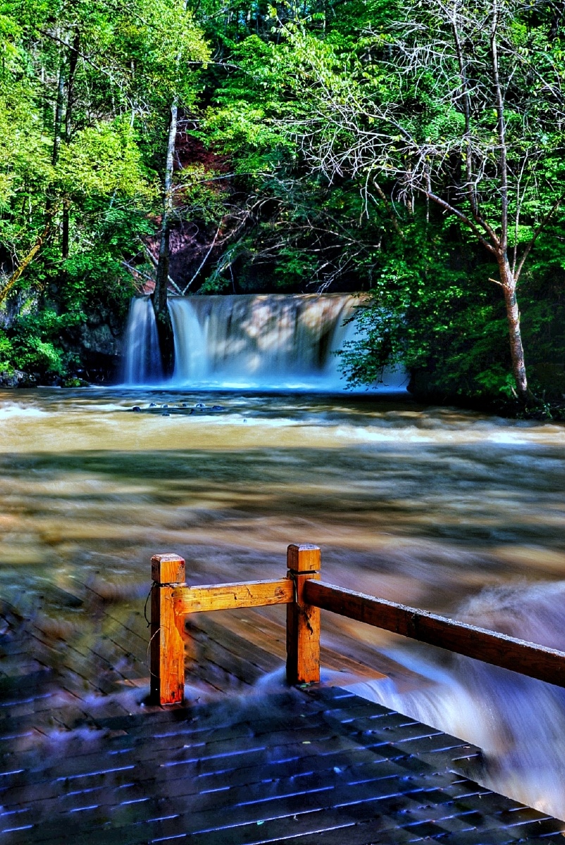 龙湾国家级森林公园之吊水壶瀑布