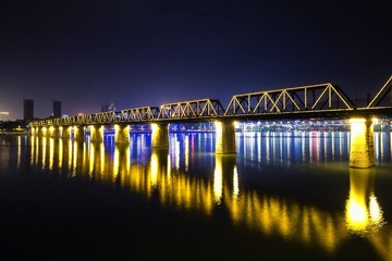 E43A0321_1.jpg
