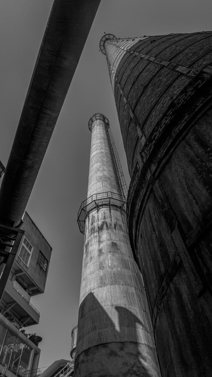 成都市记忆东郊第一次尝试黑白风格喧嚣城市中的记忆现代与传统的碰撞