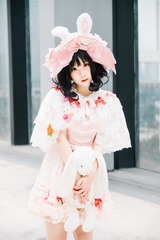 001