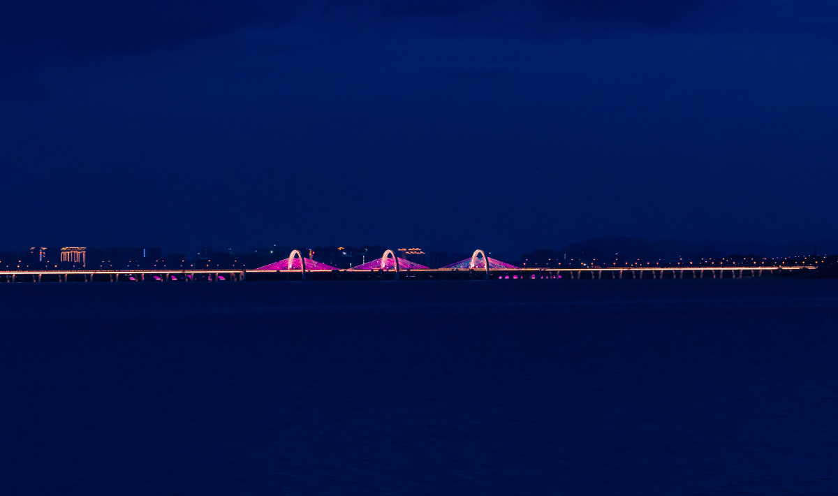 八里湖大桥,夜景