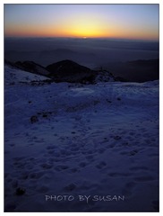 2013.4.7雪山和日出.jpg