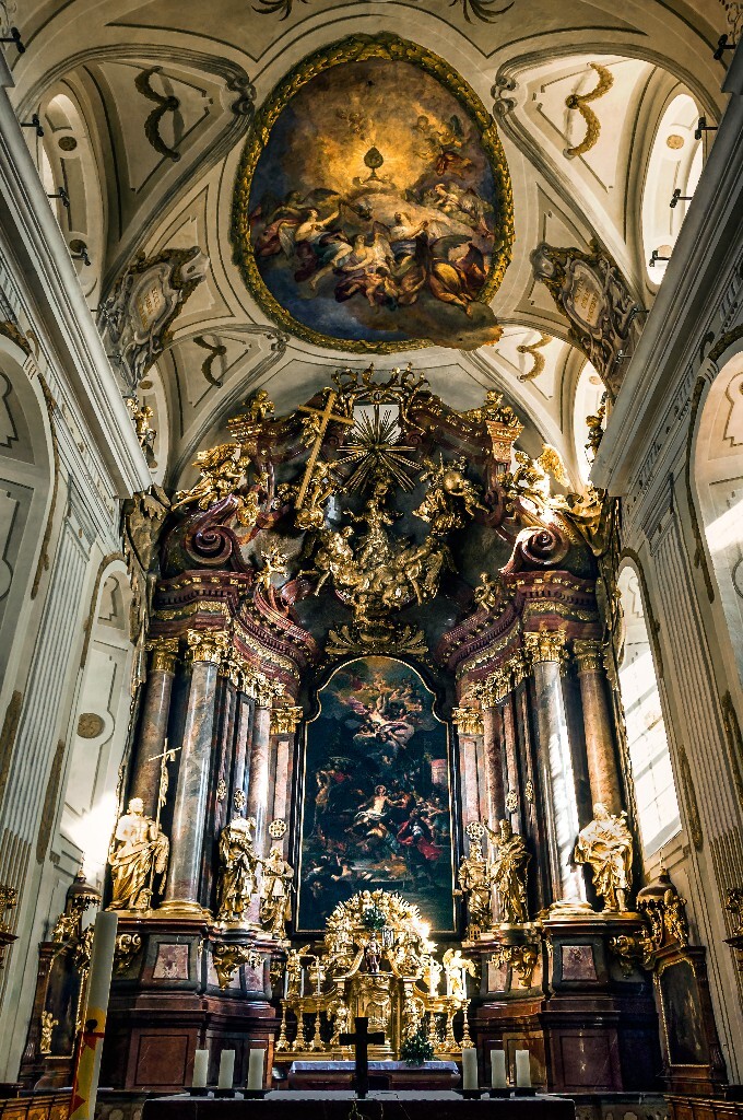 圣维特教区教堂 Pfarrkirche St. Veit